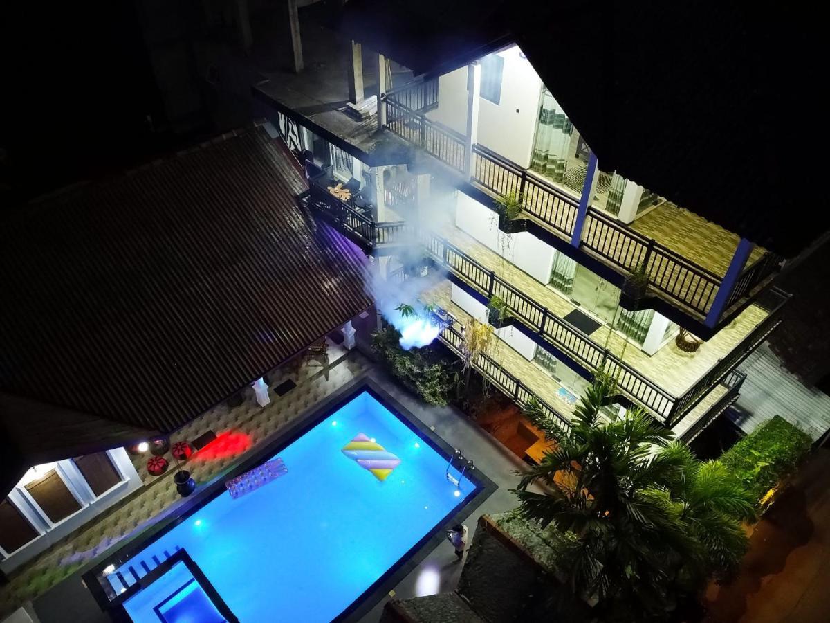 Secret Garden Hotel Hikkaduwa Buitenkant foto
