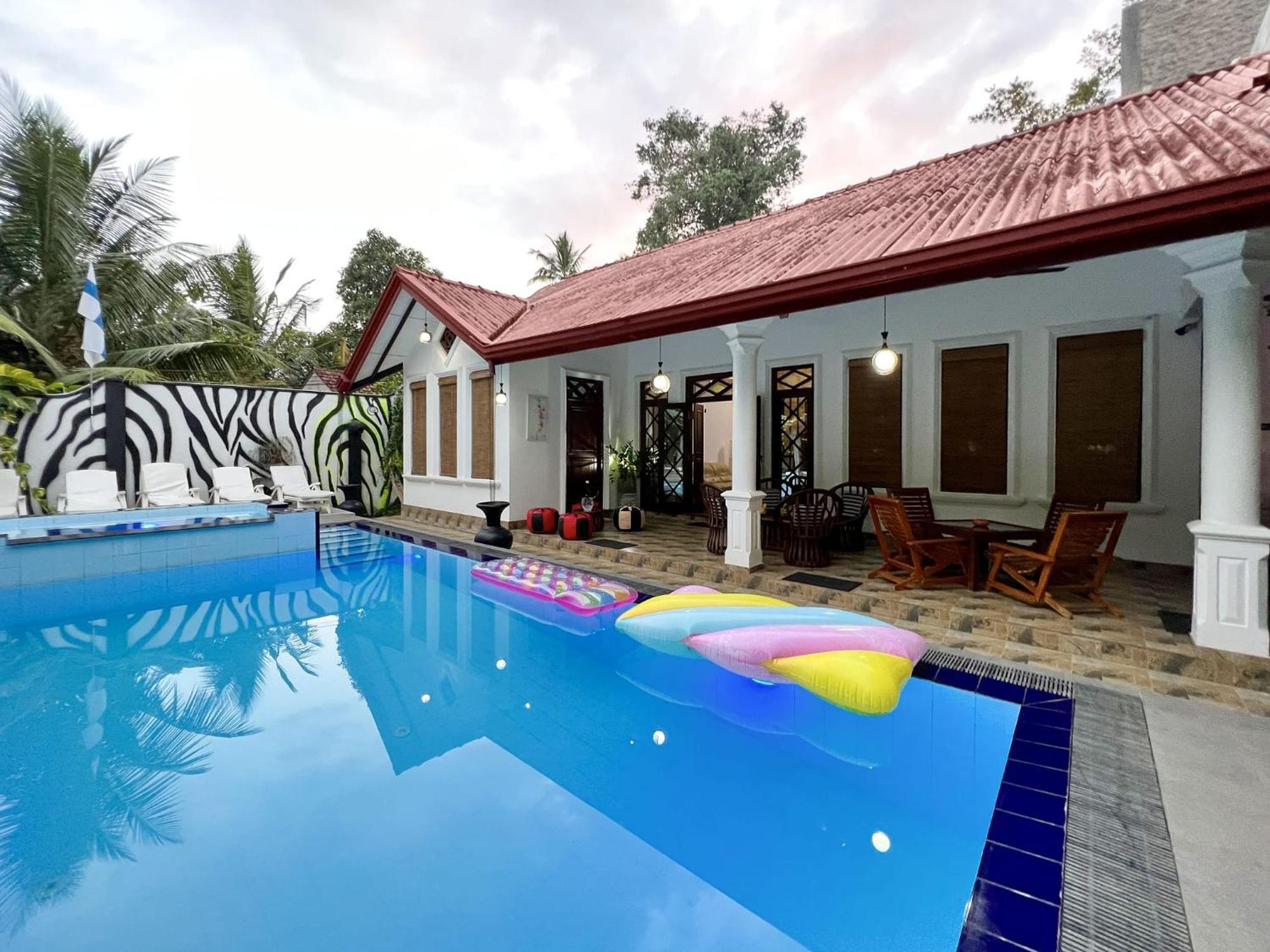 Secret Garden Hotel Hikkaduwa Buitenkant foto